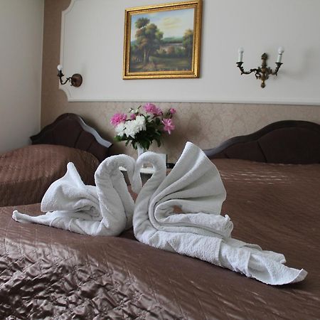 Royal Family Apartment Nis Bagian luar foto