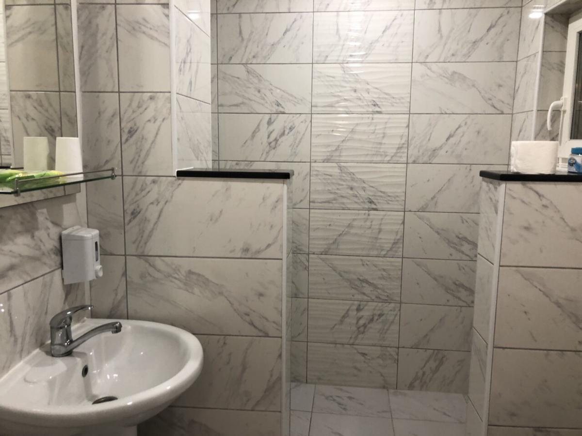 Royal Family Apartment Nis Bagian luar foto